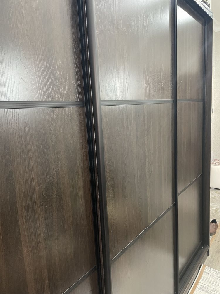 Продам новую прихожую