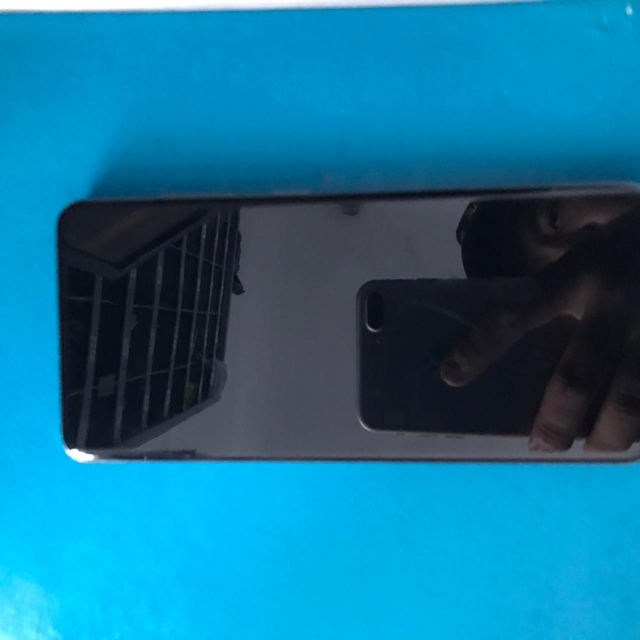 Samsung s20, идеально работает