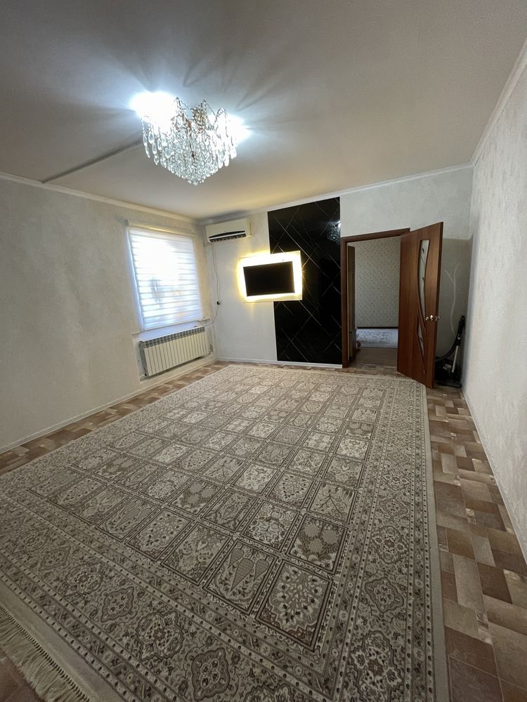 Смп 615-тен Үй сатылады. Көшуімізге байлынысты , шағын жылы үй.