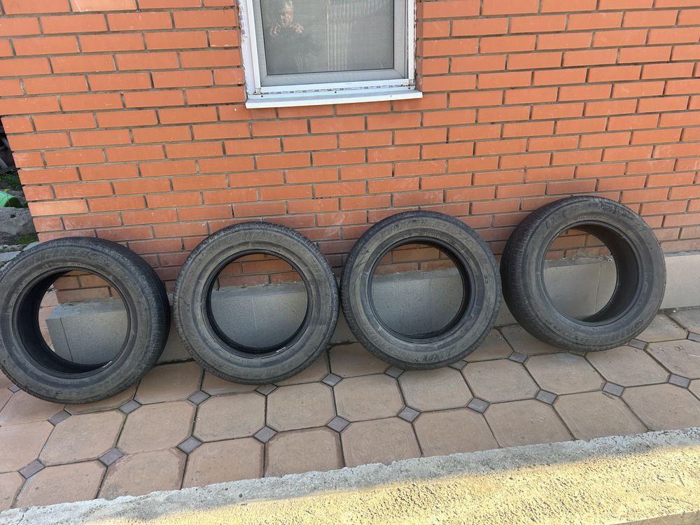Шины летние комплект