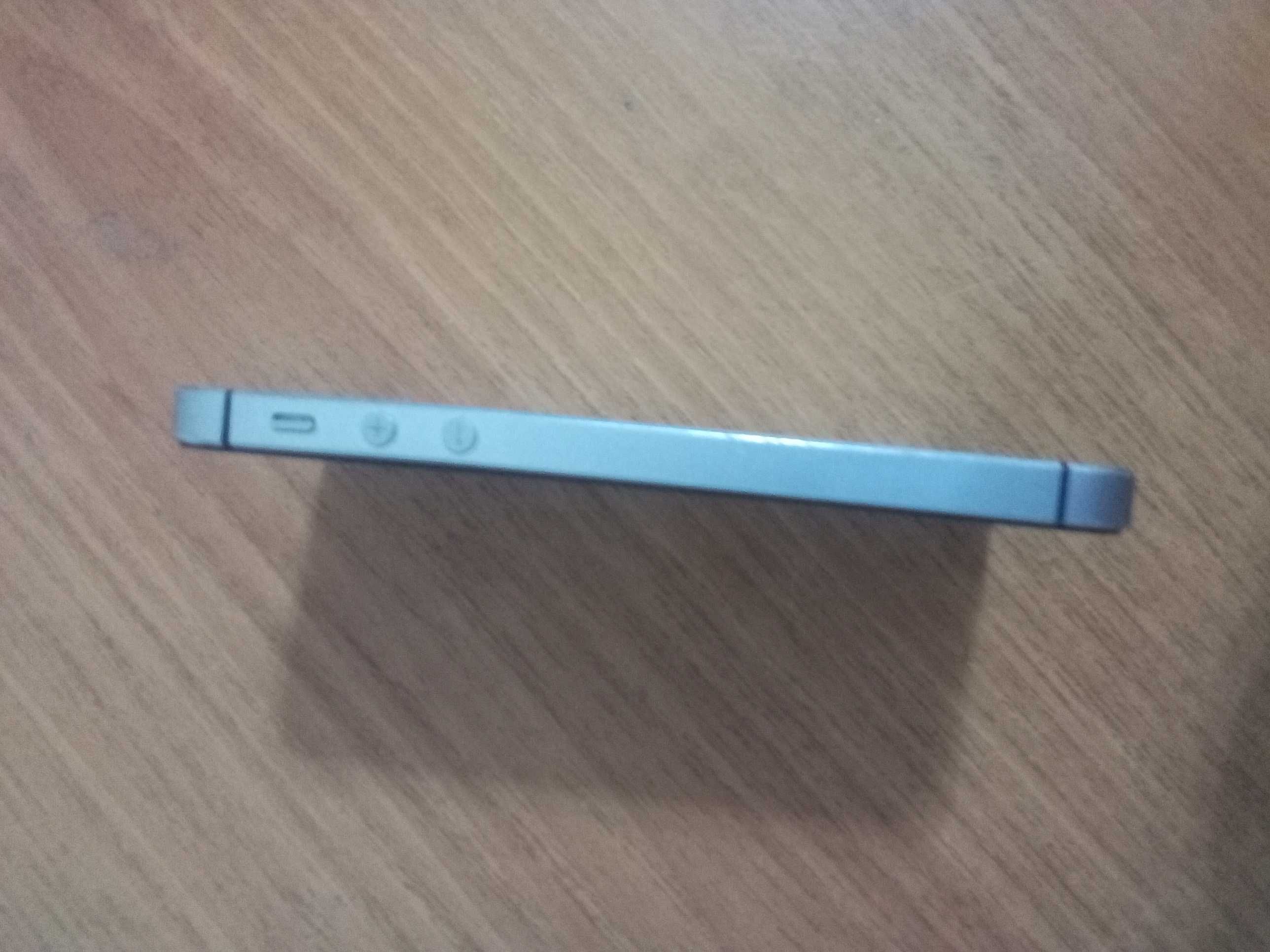 IPHones 5SE продам