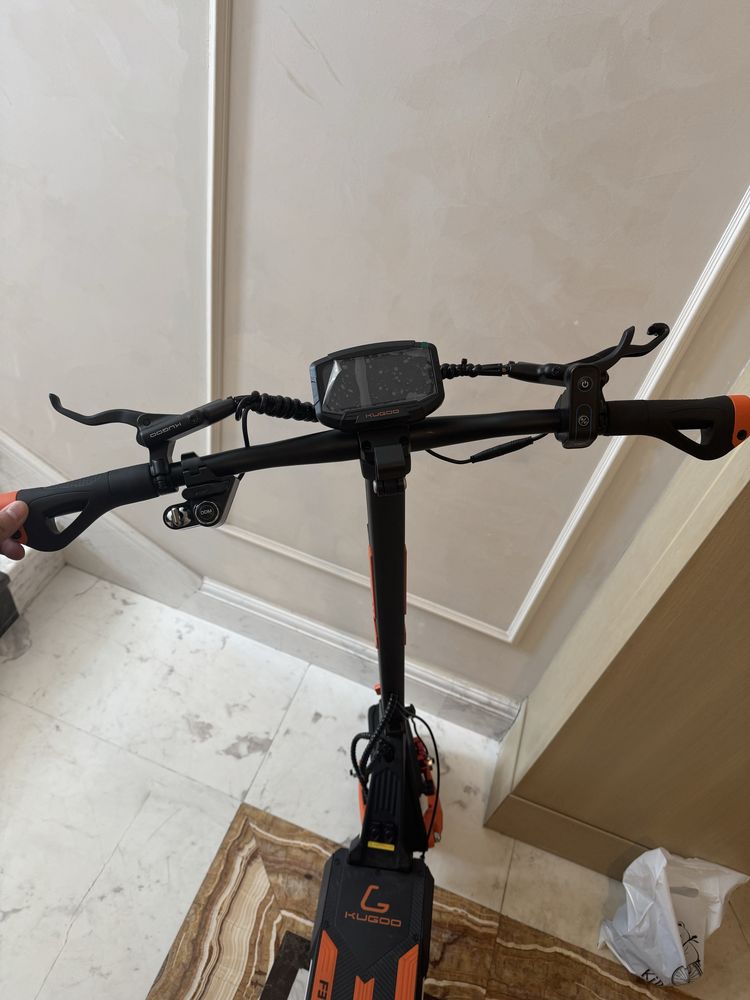 Продается Самокат Kugoo F3 Pro Max