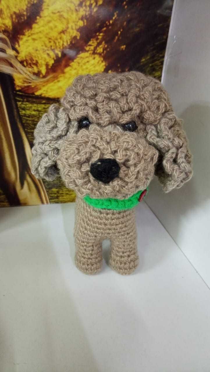 Вязаная игрушка пудель