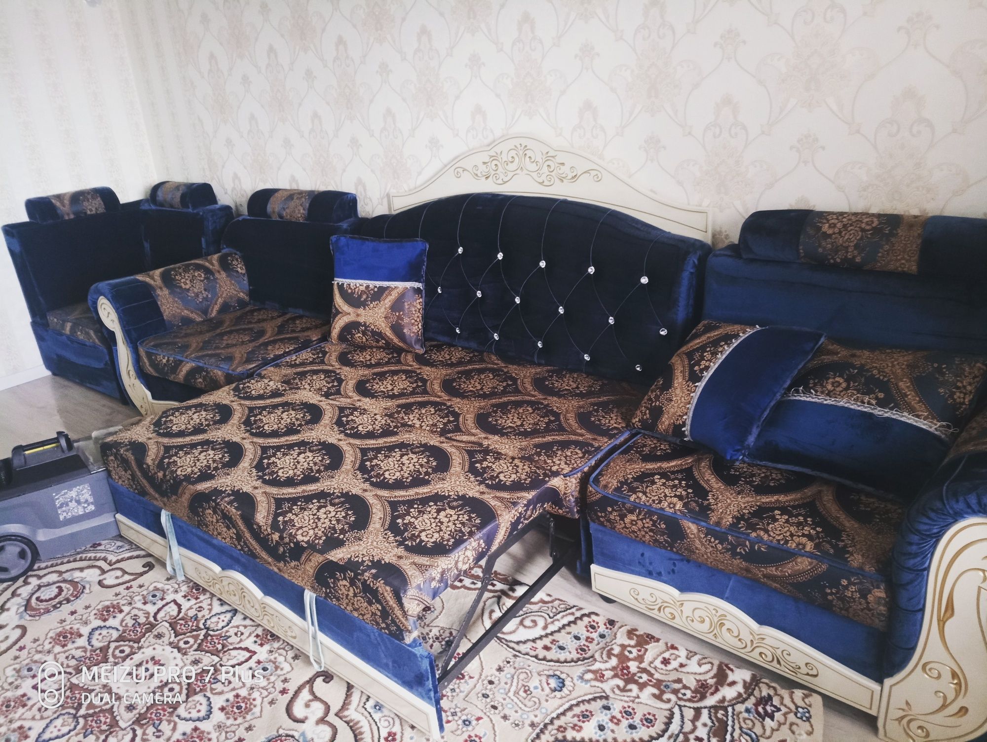 химчистка мягкой мебели и ковров на дому