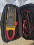 Мультиметр (клещ) Fluke 375