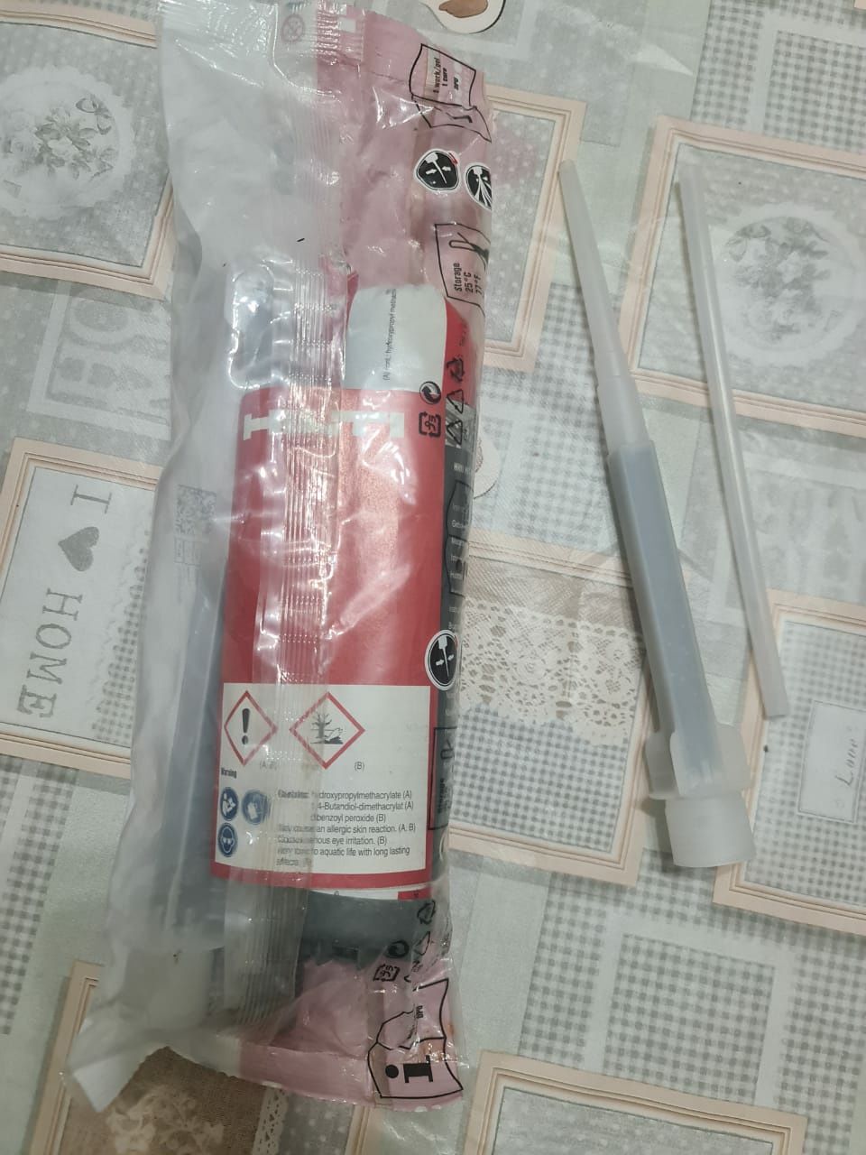 HILTI (хилти)жидкий анкер по бетону и кирпичу