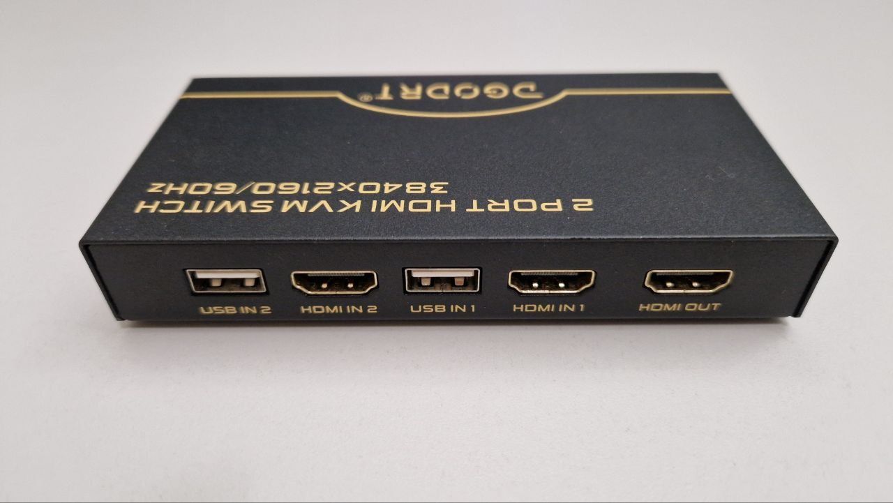 KKVM Свич HDMI 4K / 60 Hz
Позволяет переключать монитор между двумя ис