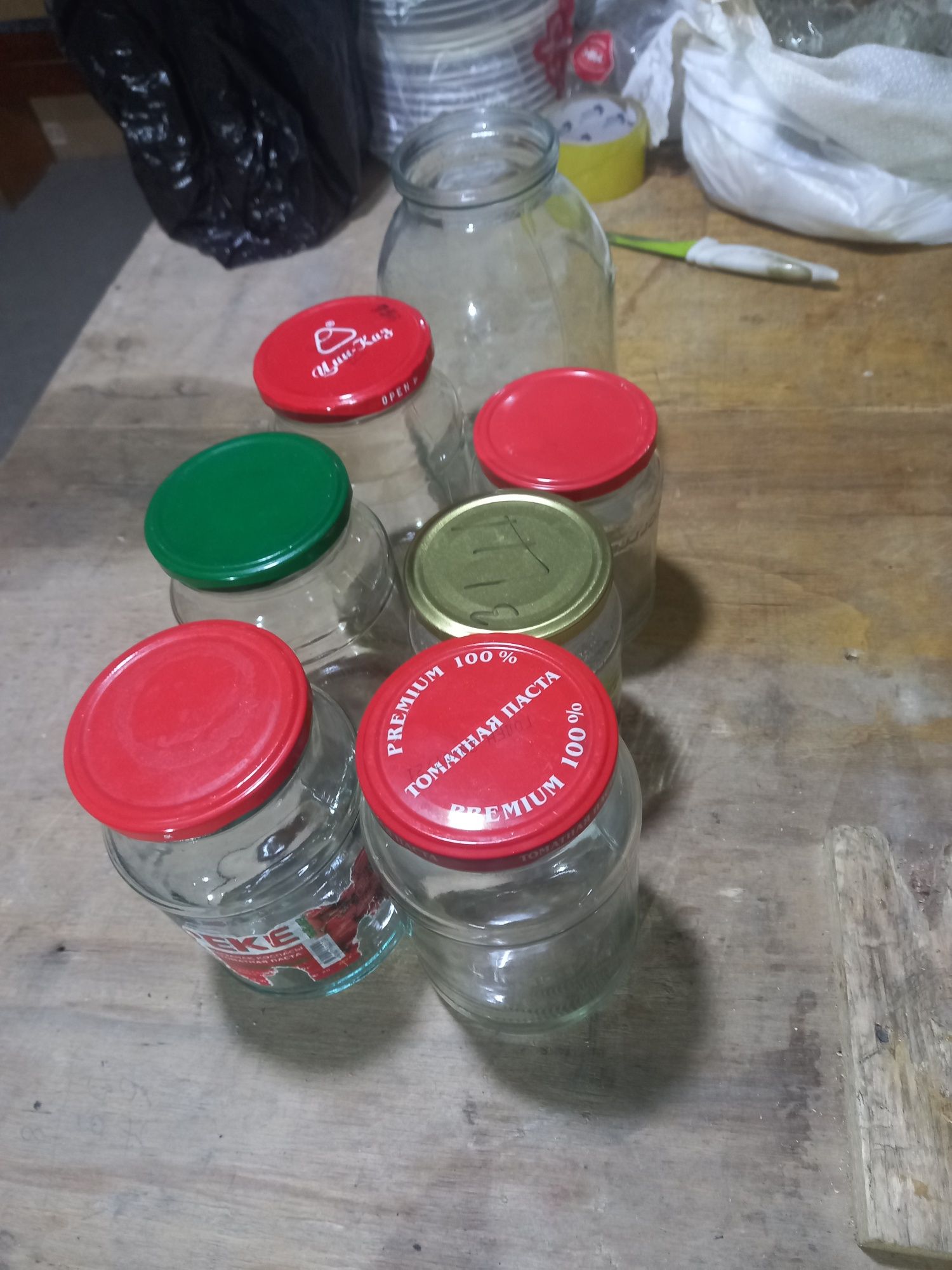 Продам банки на закрутке.