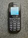 Кнопочный телефон Samsung GTE1202, качество лучше нынешних Nokia
