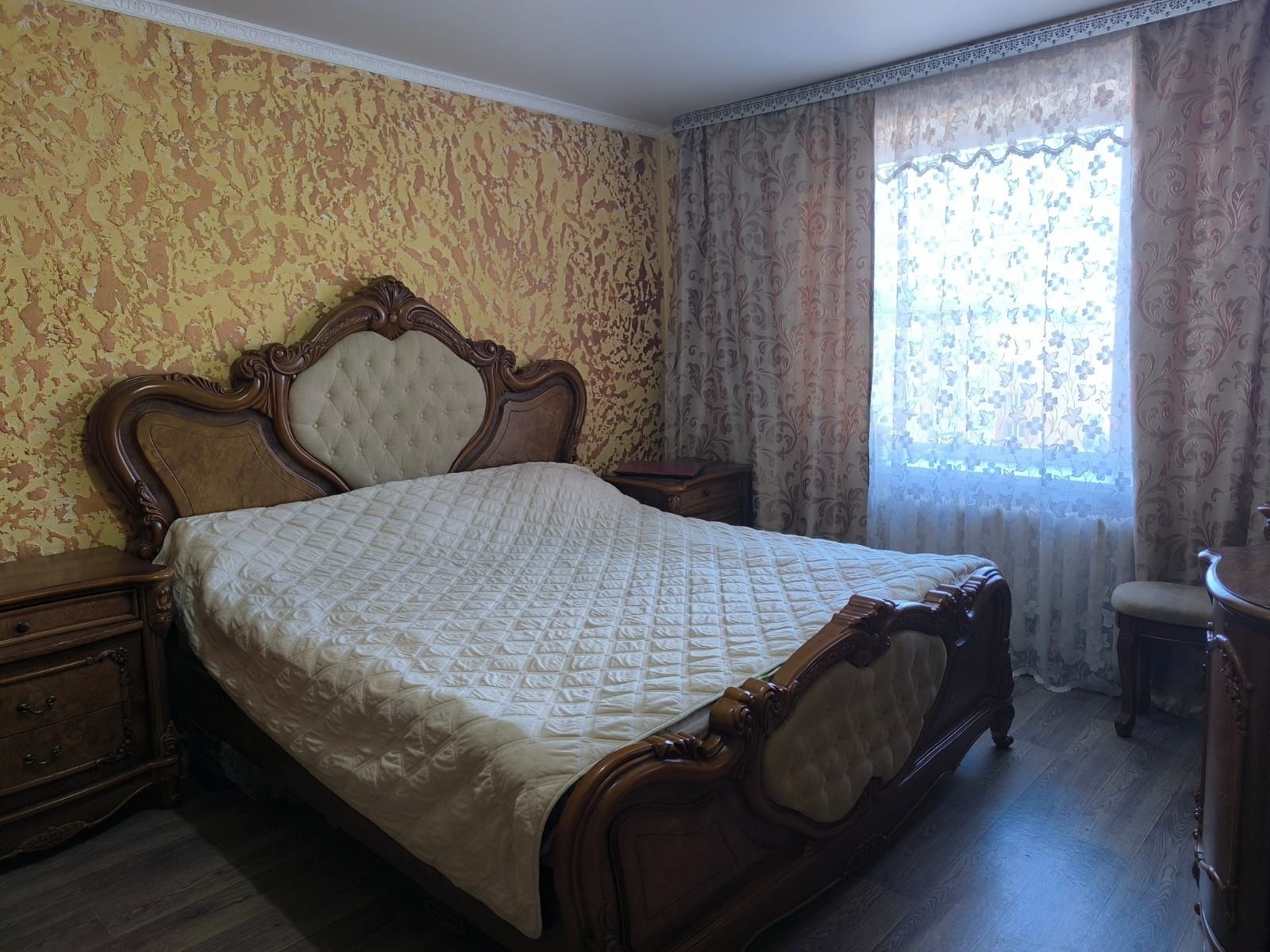 Продам 3х комнатную квартиру с мебелью