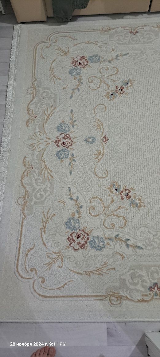 Продам ковёр б/у