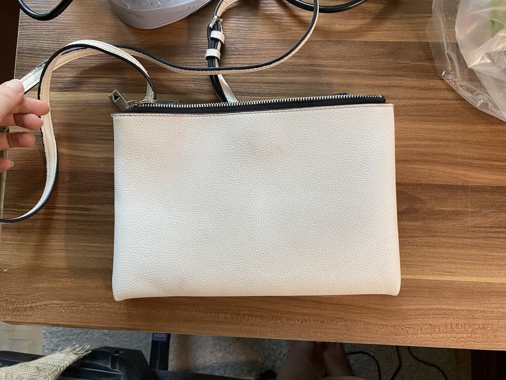 Сумка GUESS белая оригинал