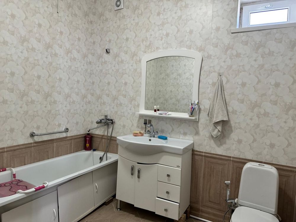 Продается частный дом 16*15, вожможен обмен. 10 соток