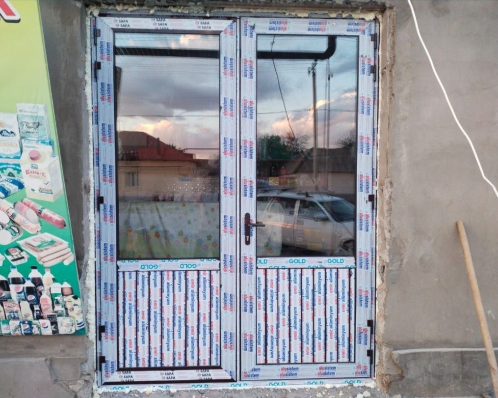 Пластик есік терезе
