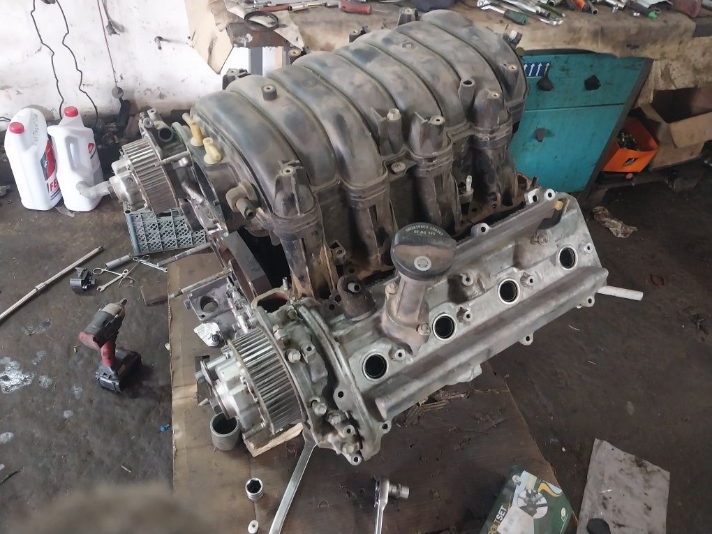 Двс на тойота 4.7 vvt