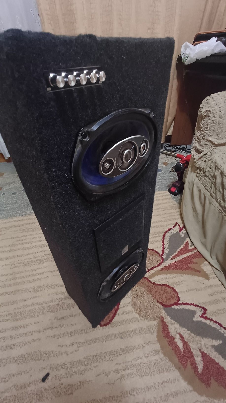 Продам колонку 50W x2 100W
