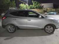 Продам Хюндай Туксон 2010 год выпуска объем 2.0 автомат, полный привод