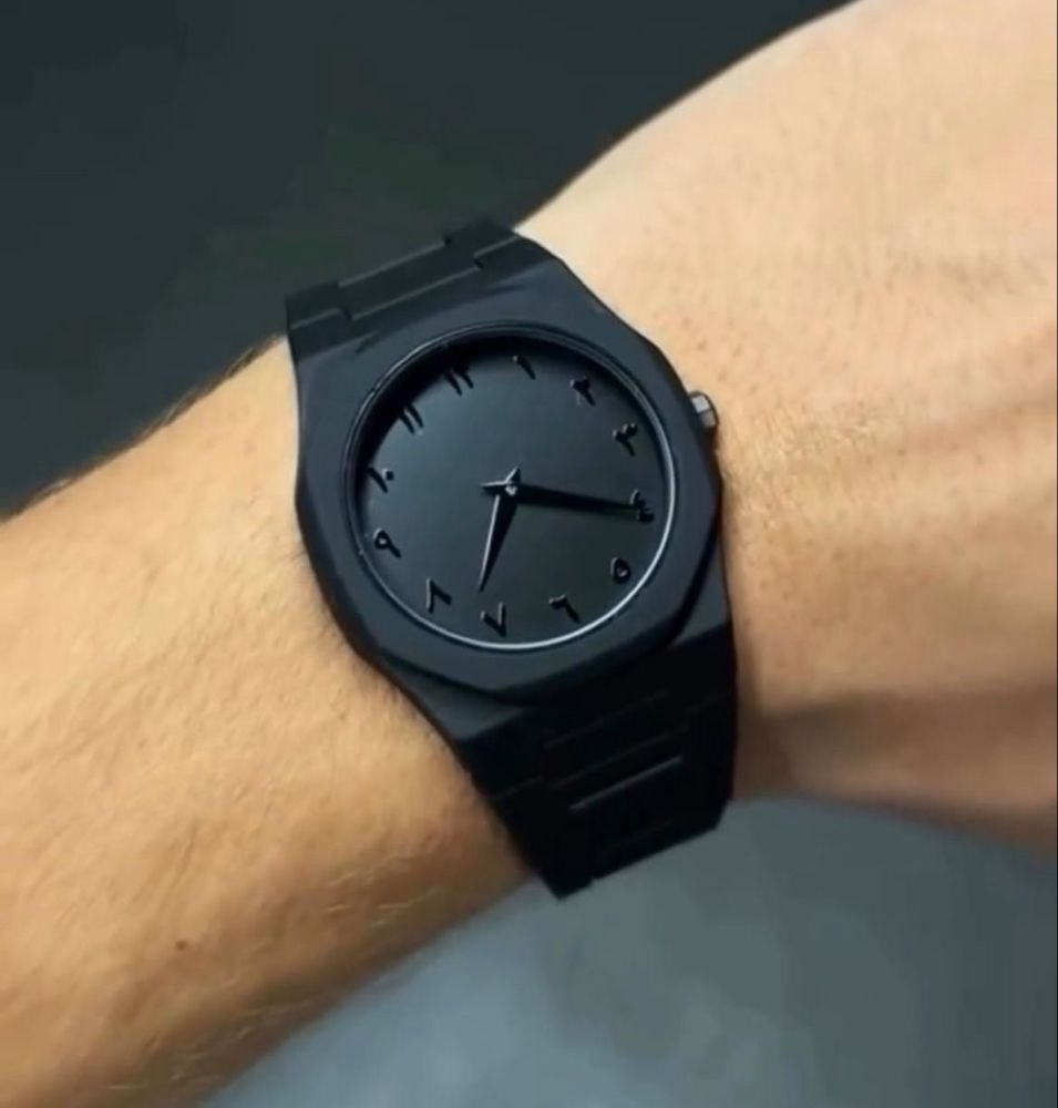 Часы Black Phantom