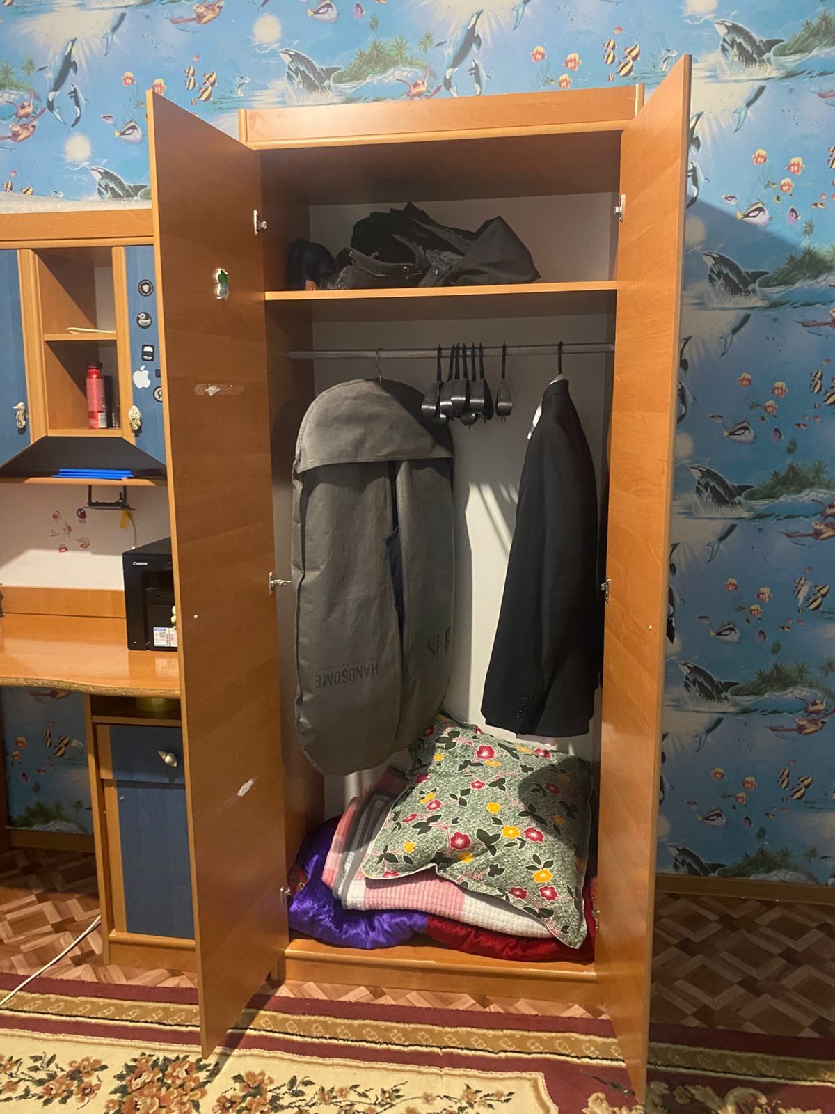 Спальный гарнитур