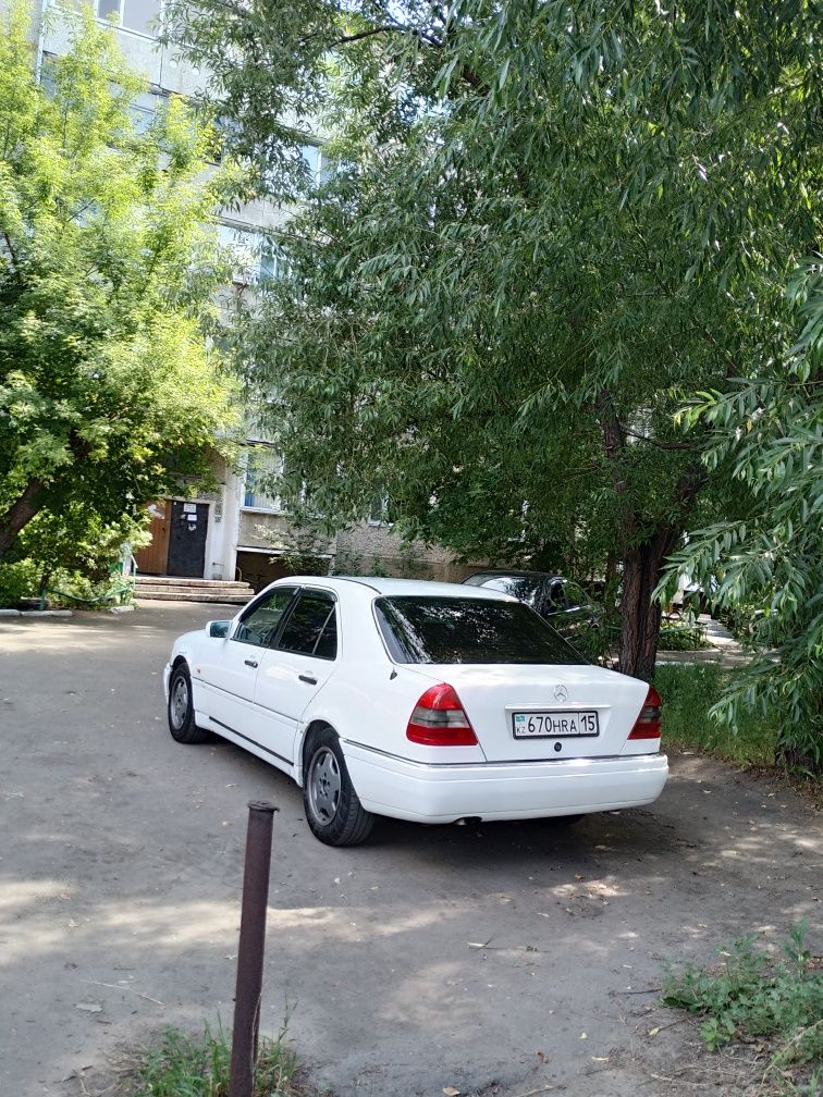 Продам Мерседес w202