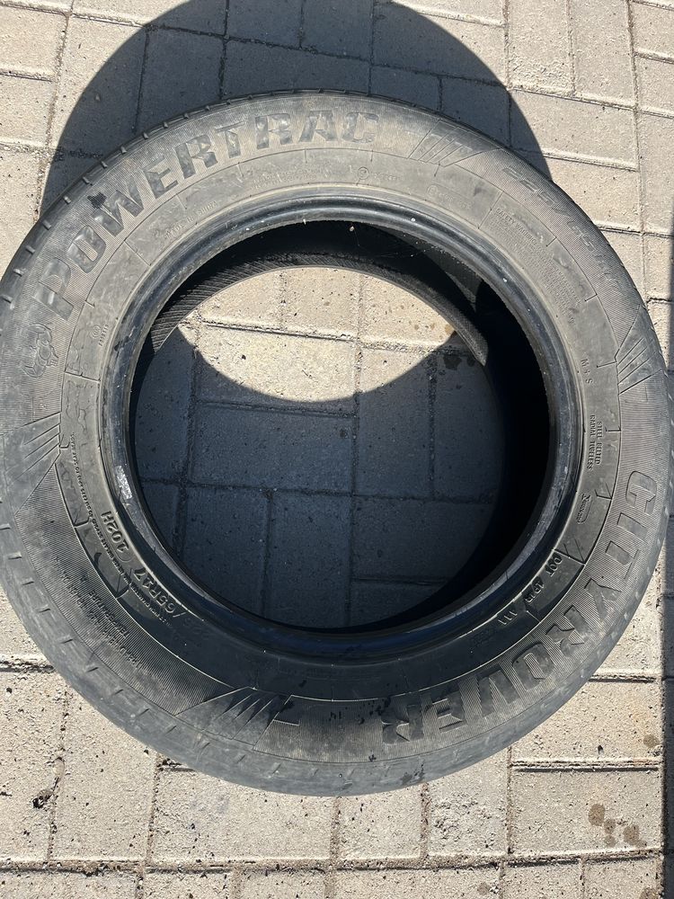 Продаю комплект шин Powertrac Cityrover 225/65 R17.