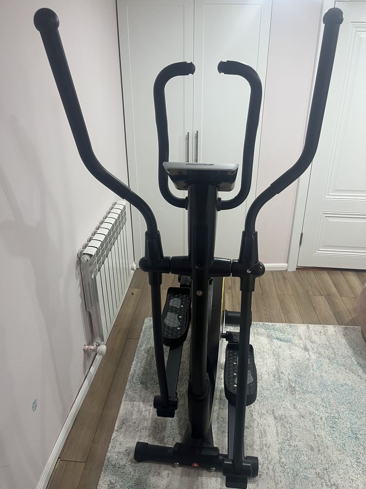 Эллиптический тренажер Start Line Expert SLF BK8729H