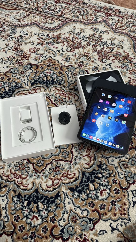 Планшет Apple iPad Air