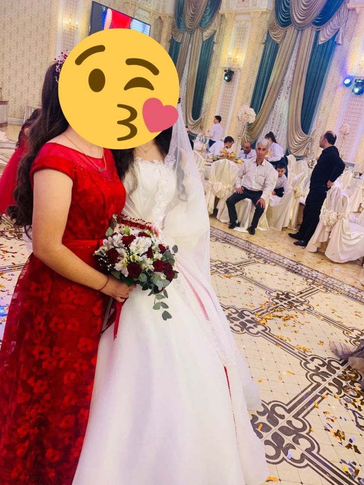 Продам платье одивала один раз.