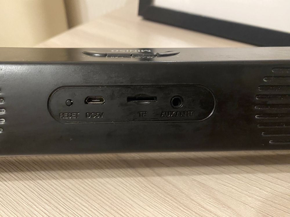 Продам портативный bluetooth спикер колонку MINISO черный