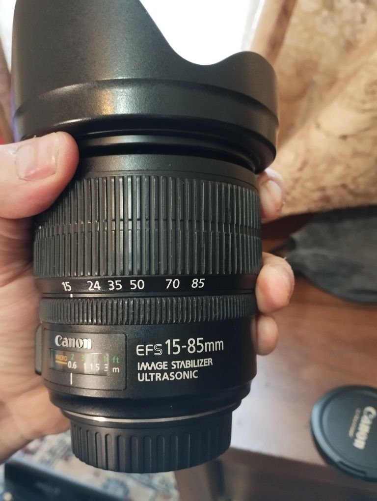 Продам объектив Canon 15-85