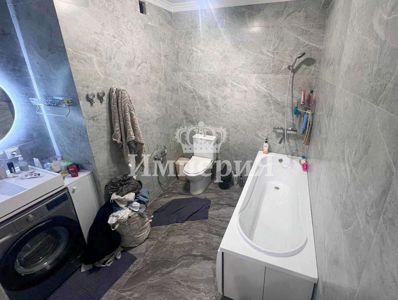 Продам 2х комнатную квартиру Амина Империя