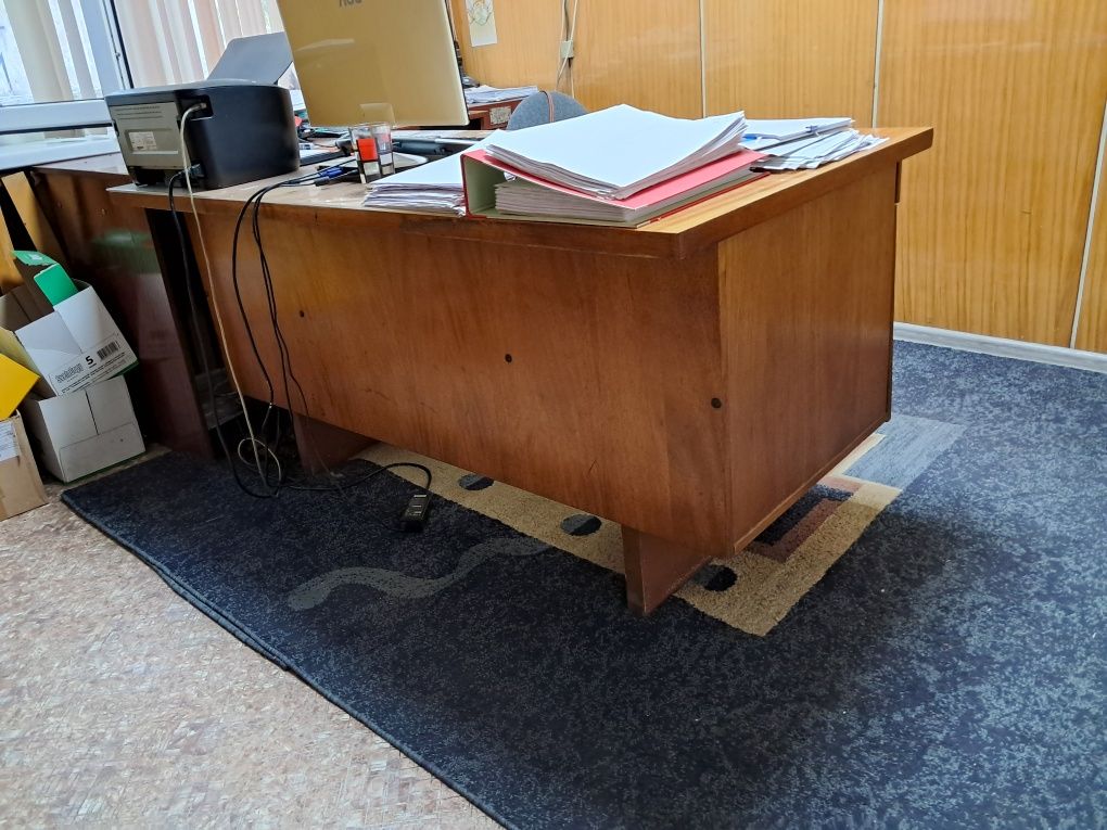 Столы офисные б/у