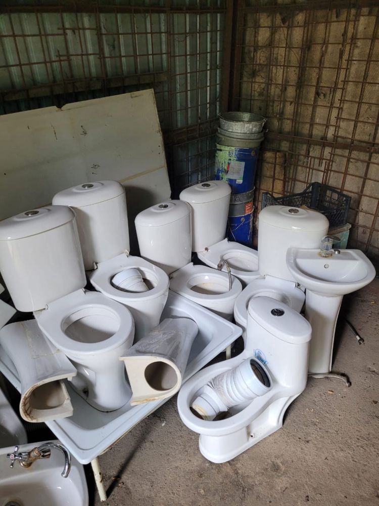 Продам детские раковины и унитазы