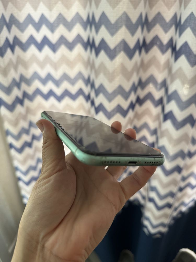 Iphone 11 — 128