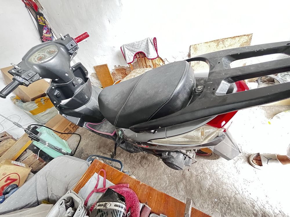 Продам мопед М8 про