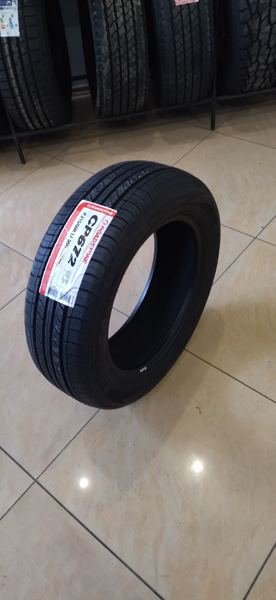 215/60R17 CP672 ROADSTONE