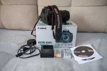 Canon EOS 600D —с объективом 18-135mm.  был куплен в 2014 году.