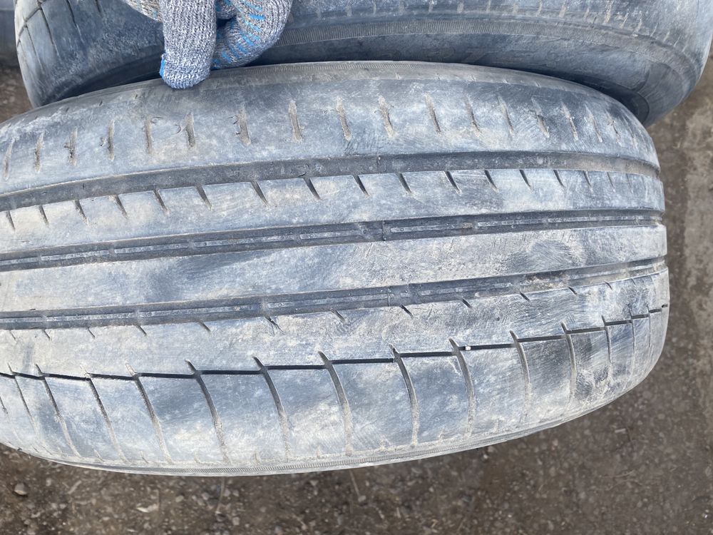 215/55r17 Triangle