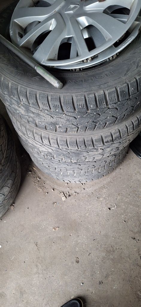 Срочно шины бу 185/65R15
