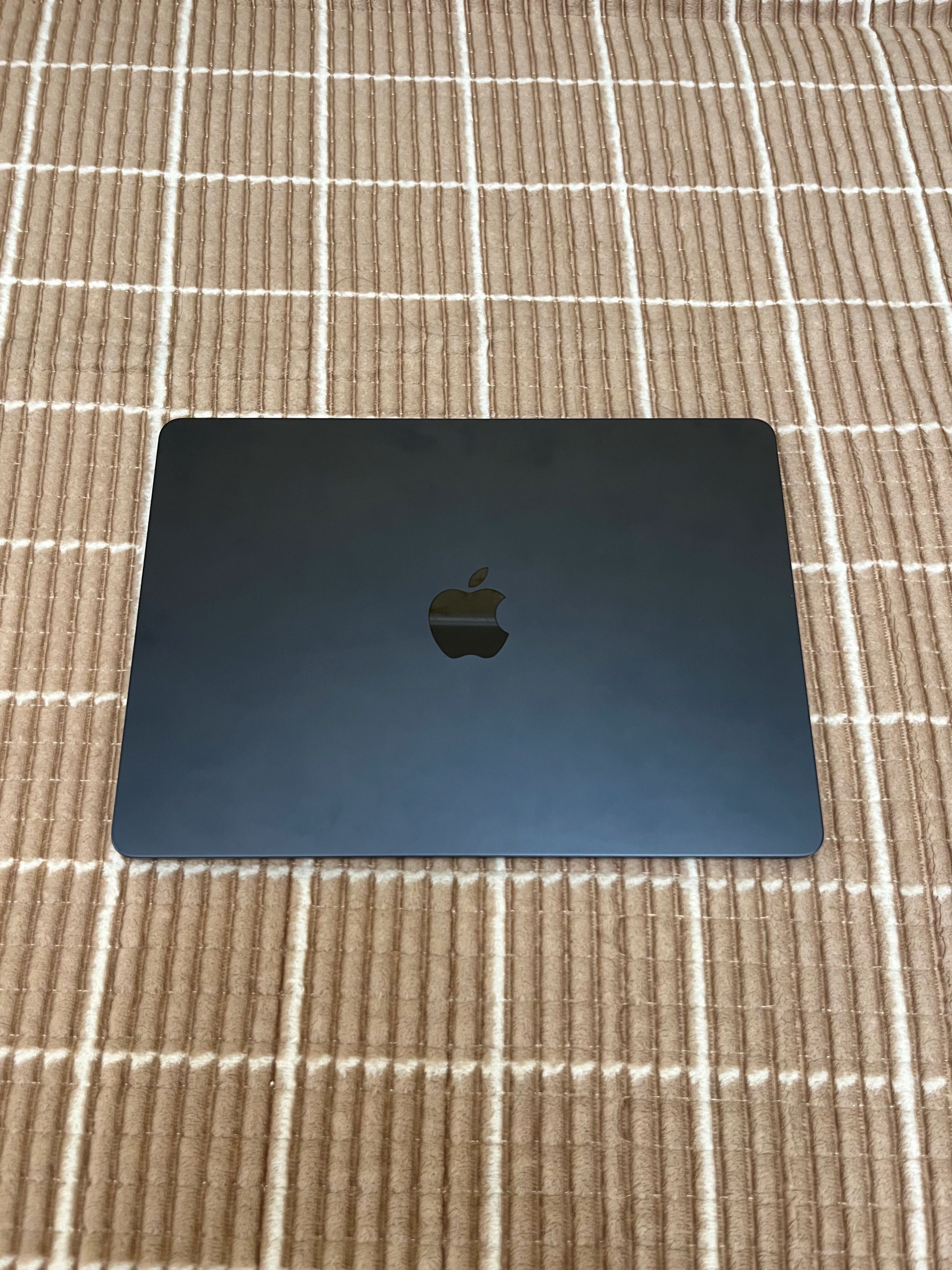 Apple MacBook Air 13.6" M2 8/512gb