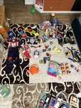 Продам коробку игрушек