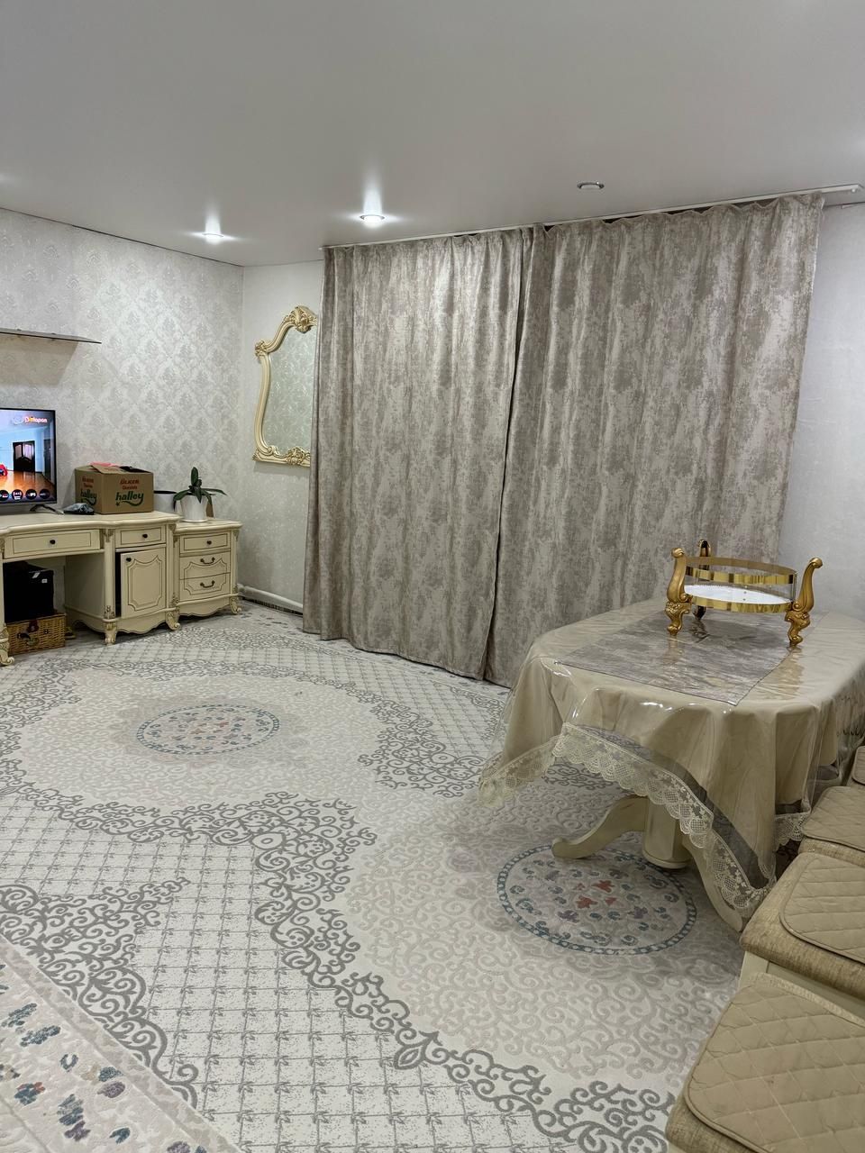 Кирпичный дом 110кв м.на 10 сот остановка мкр Арман