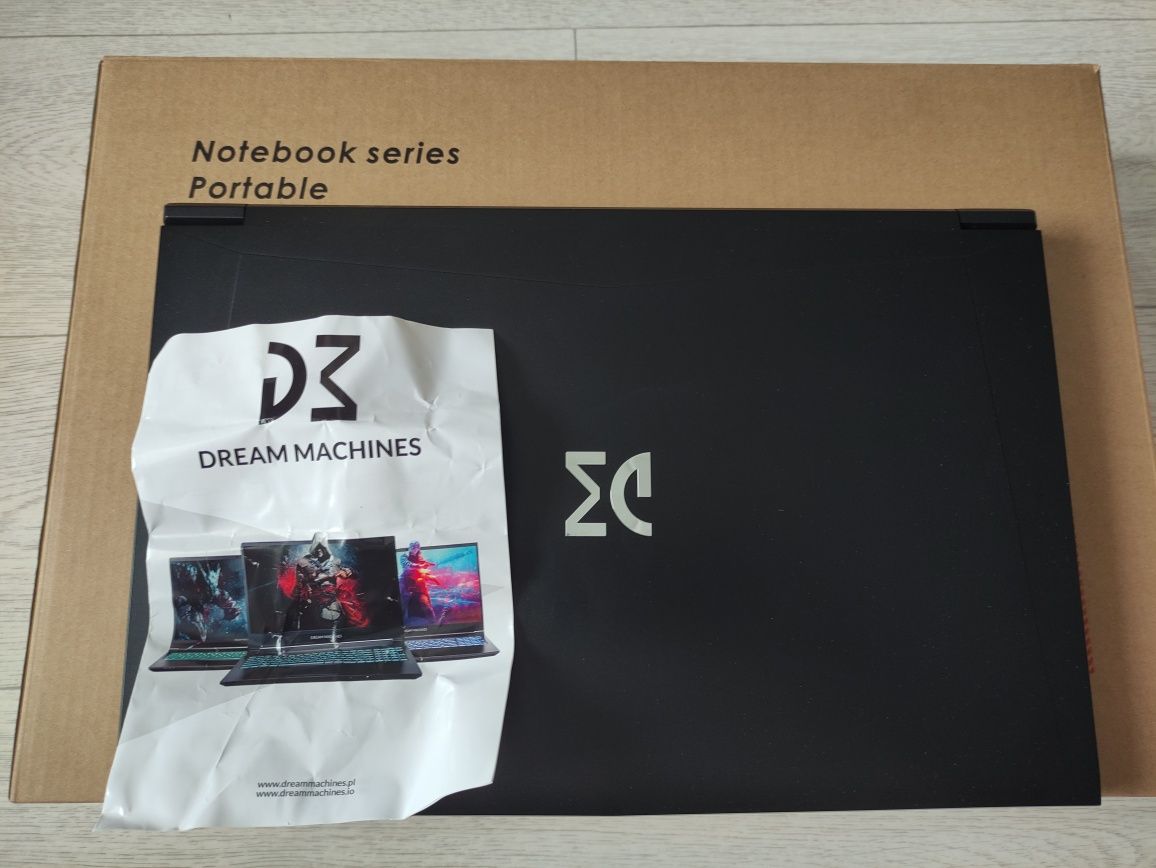 игровой ноутбук 17.3"  FHD , core  I7, DDR4 16Гб, RTX3060,М.2 256Гб