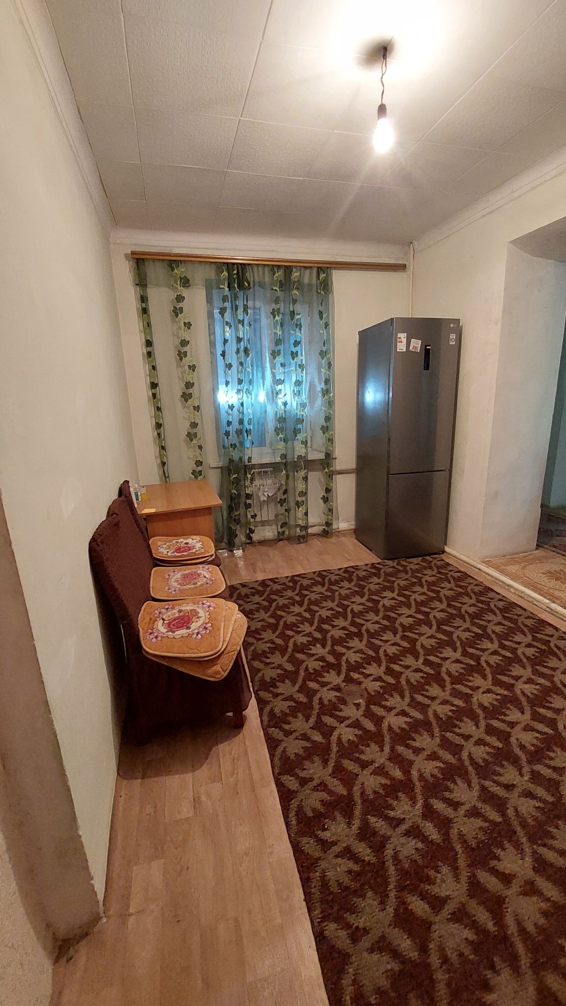 2 қабатты үйдің 1-қабаты, 5 бөлмелі, пристройкасымен