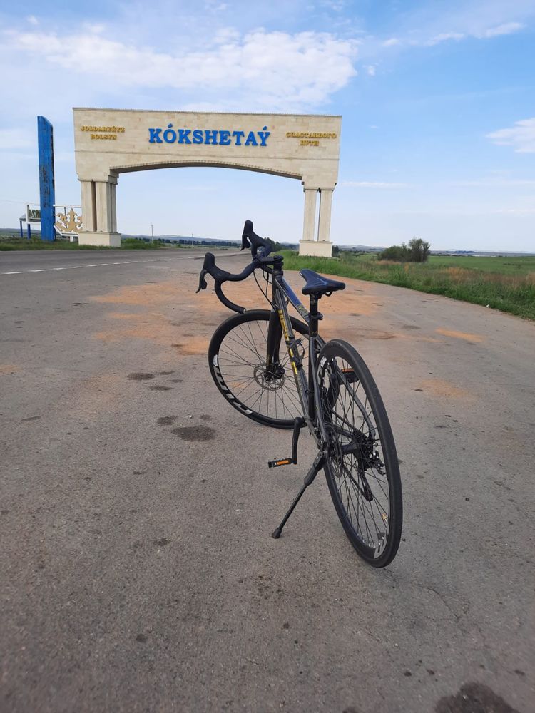 Продам велосипед шосейный