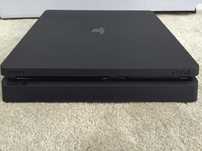 PS4 slim, 1tb. Не взломанная, не прошитая.