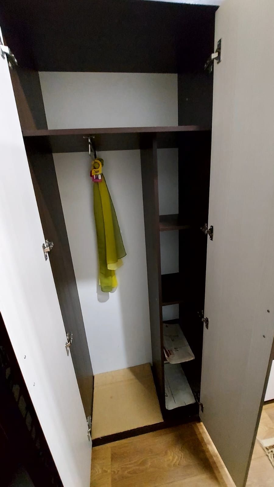 Продам прихожку в хорошем состоянии.