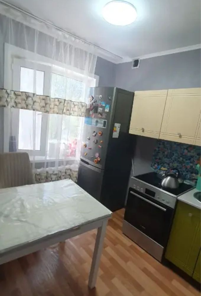 Продам 3-комн квартиру на 3-этаже по ул Жамбыла в центре г Сарань !