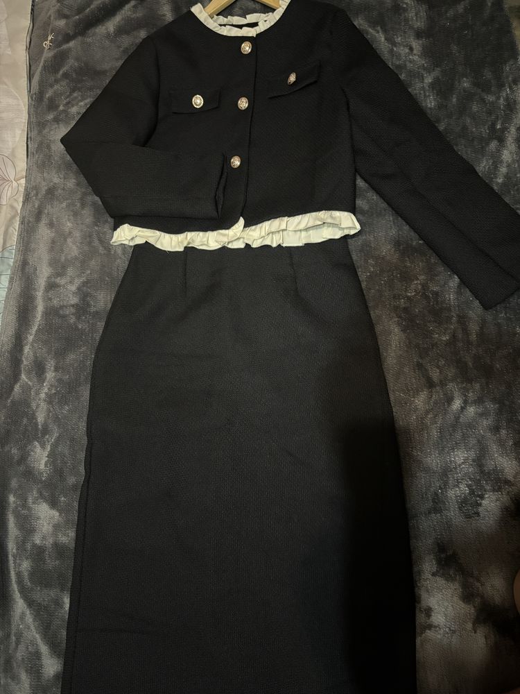Корейская двойка, ПИДЖАК С ЮБКОЙ в размере L-XL