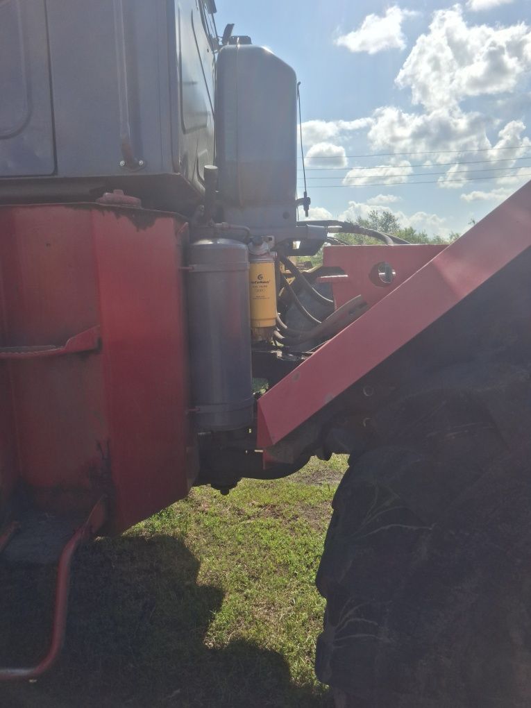 Продам трактор К700